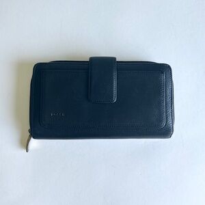 Fossil Black Genuine Leather Snap Closure Zip Around Wallet